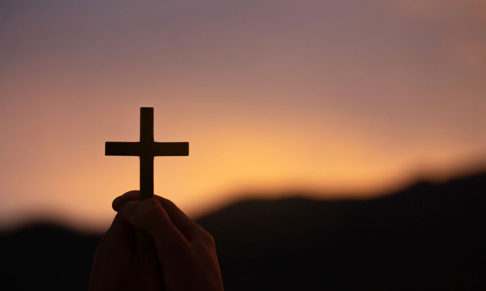 7 Amazing Ways Your Church Can Serve the Community