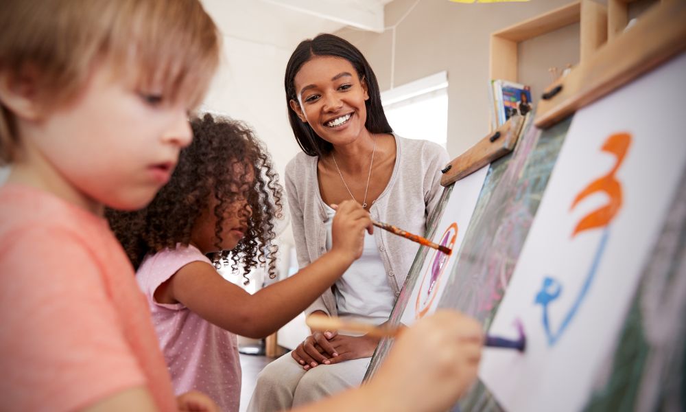 8 Tips for Setting Up Your Art Classroom
