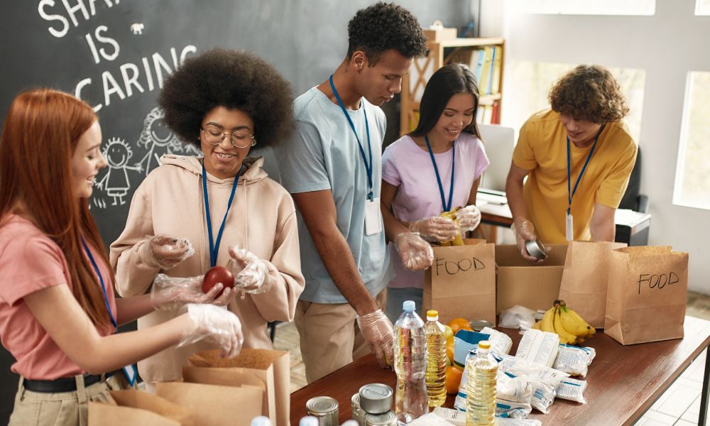 How To Make Blessing Bags for the Homeless