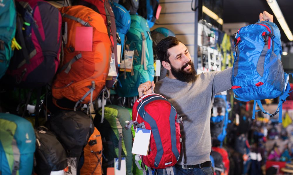 The Differences Between Drawstring Bags and Backpacks